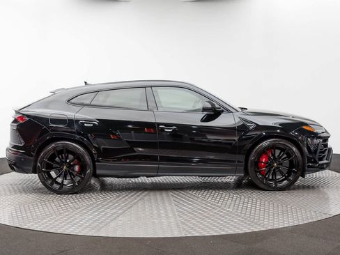 Used 2022 Lamborghini Urus image 60