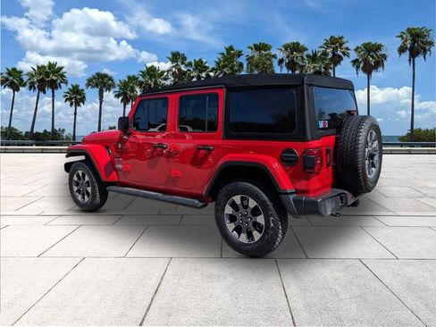 Used 2019 Jeep Wrangler Unlimited Sahara AWD/4WD image 5