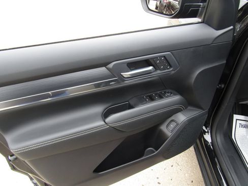 New 2026 GMC Terrain Elevation w/ Elevation Premium Package AWD/4WD image 26