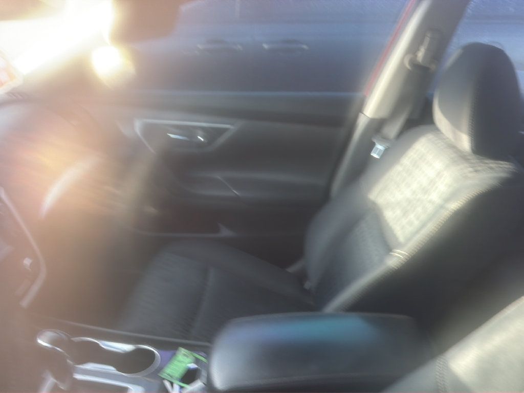 Used 2019 Nissan Maxima 3.5 SV w/ Floor Mat Group FWD image 13
