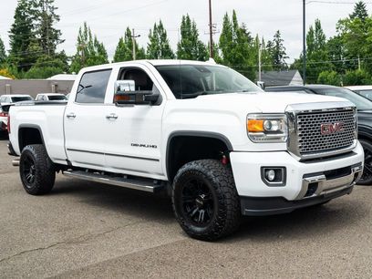 Used 2016 GMC Sierra 2500 Denali w/ Duramax Plus Package