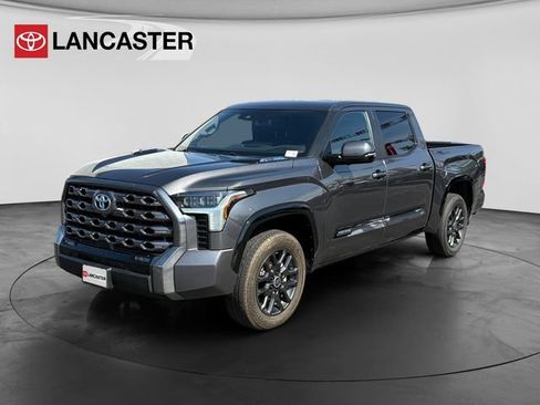 Used 2024 Toyota Tundra Platinum AWD/4WD image 3