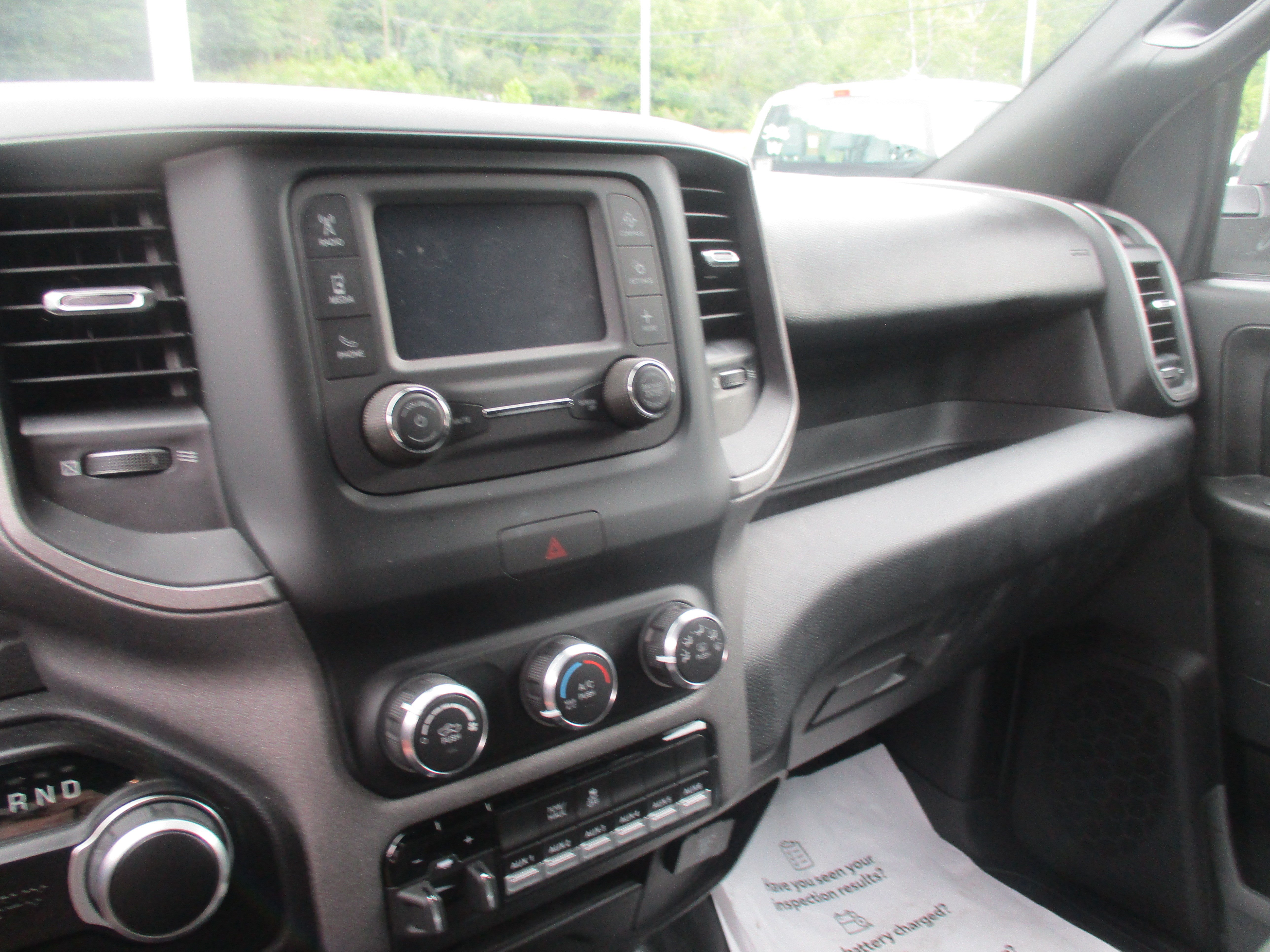 Used 2024 RAM 2500 Tradesman w/ Chrome Appearance Group AWD/4WD image 14