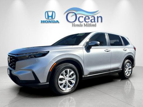 Used 2025 Honda CR-V LX image 7