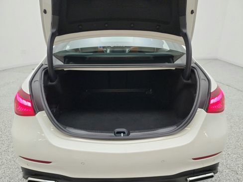 Used 2023 Mercedes-Benz C 300 Sedan image 18