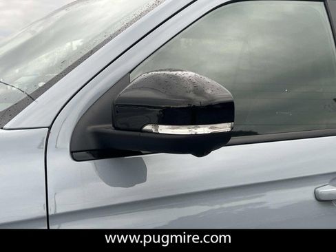 New 2025 Ford Expedition Platinum w/ Stealth Performance Package image 12