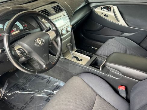 Used 2009 Toyota Camry SE FWD image 11
