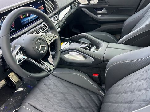 New 2026 Mercedes-Benz Maybach GLS 600 Maybach GLS 600 image 4