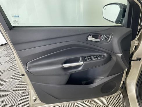 Used 2017 Ford Escape Titanium AWD/4WD image 11