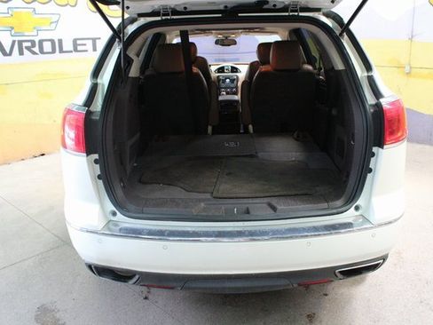 Used 2013 Buick Enclave Premium image 17