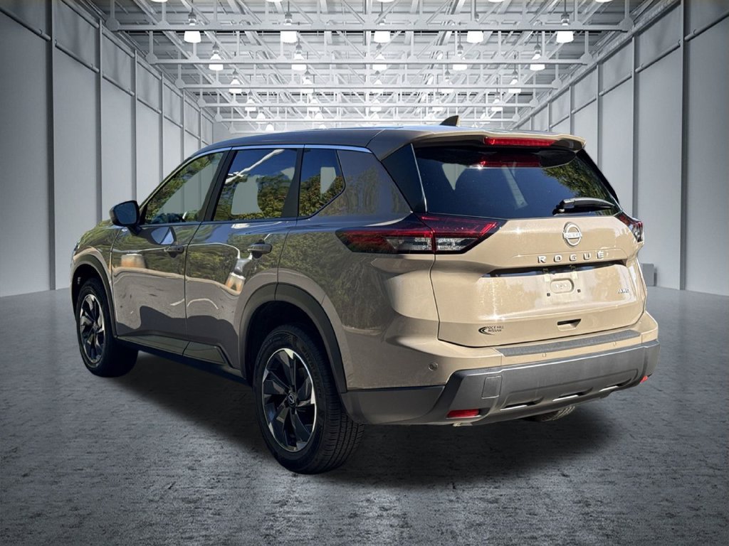 Used 2025 Nissan Rogue SV AWD/4WD image 5