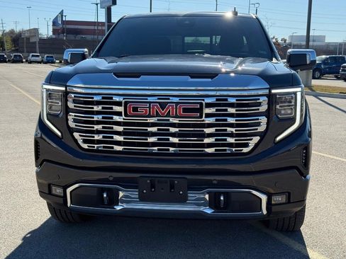 Used 2024 GMC Sierra 1500 Denali image 9