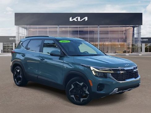 Used 2025 Kia Seltos EX FWD image 1