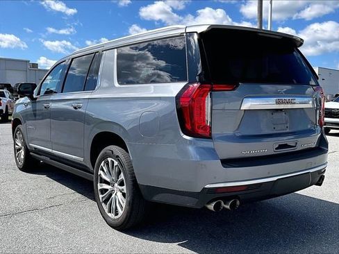 Used 2021 GMC Yukon XL Denali AWD/4WD image 7