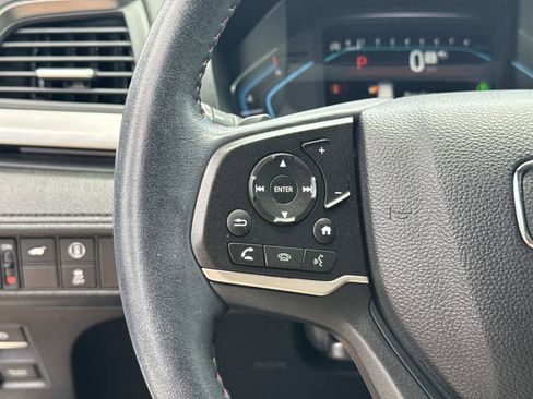 Used 2023 Honda Odyssey Sport image 17