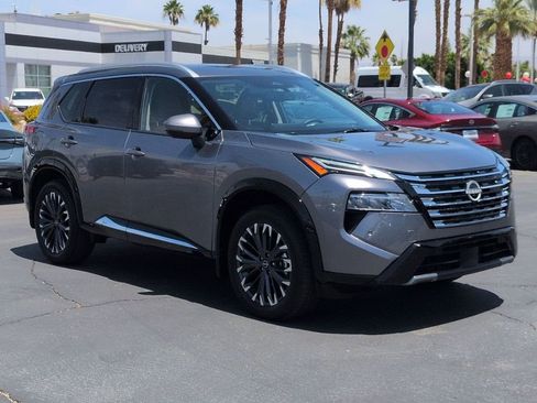 Used 2026 Nissan Rogue Platinum w/ Platinum Premium Package AWD/4WD image 6