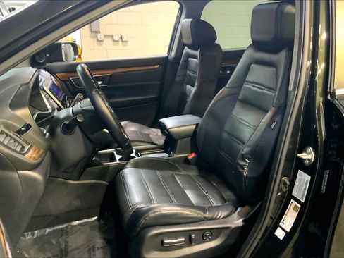 Used 2017 Honda CR-V Touring image 7