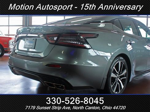Used 2023 Nissan Maxima SL FWD image 11