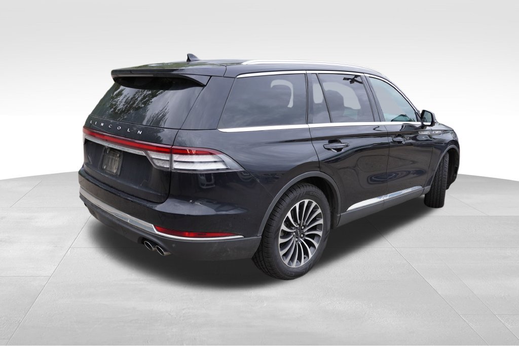 Used 2023 Lincoln Aviator Reserve w/ Equipment Group 201A AWD/4WD image 3