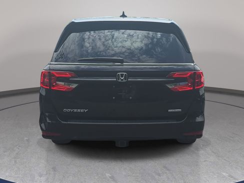 Used 2023 Honda Odyssey Touring image 6