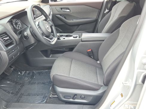 Used 2023 Nissan Rogue SV image 21