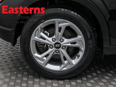 Used 2023 Hyundai Kona SEL image 29