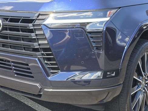 Certified 2024 Lexus GX 550 w/ Accessory Package (Z1) AWD/4WD image 10