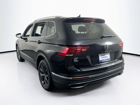 Used 2023 Volkswagen Tiguan SE AWD/4WD image 7