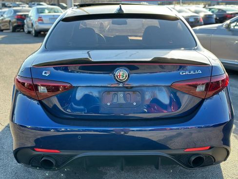 Used 2017 Alfa Romeo Giulia Ti w/ TI 19" Sport Package image 7