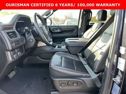 Used 2023 Chevrolet Suburban Premier image 21