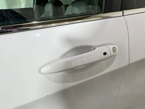 Used 2021 Jeep Cherokee Latitude Lux w/ Sun & Sound Group image 15