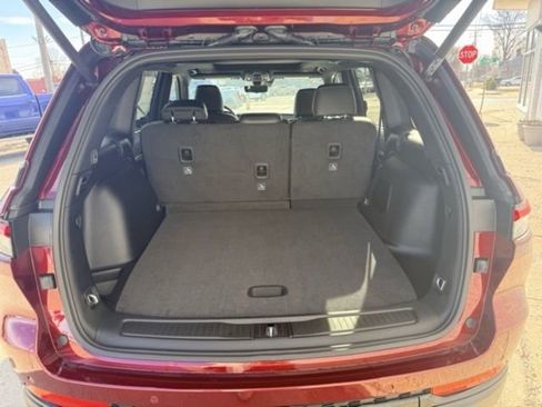 New 2025 Jeep Grand Cherokee Limited image 6