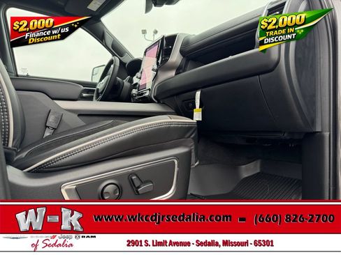 New 2026 RAM 1500 Laramie w/ Sport Appearance Package AWD/4WD image 28