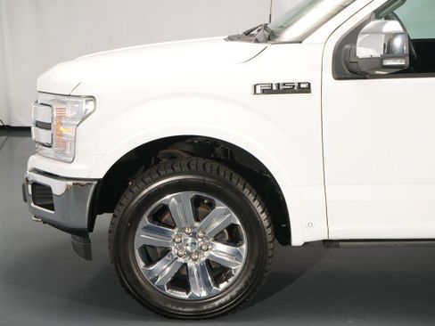 Used 2020 Ford F150 Lariat w/ Equipment Group 502A Luxury AWD/4WD image 3