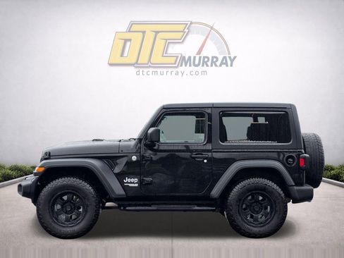 Used 2019 Jeep Wrangler Sport AWD/4WD image 3
