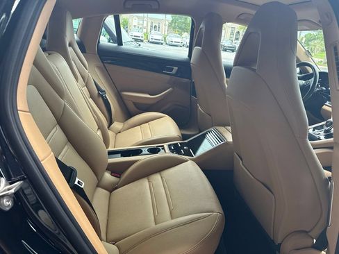 Certified 2021 Porsche Panamera RWD image 9