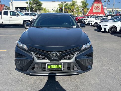 Used 2023 Toyota Camry SE FWD image 9
