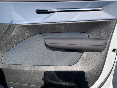 New 2025 Volvo EX30 Plus w/ Protection Package Premier image 30