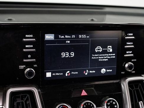 Used 2023 Kia Sorento LX image 15