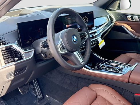 New 2026 BMW X5 xDrive50e image 27