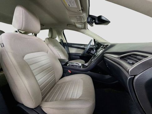 Used 2020 Ford Fusion S FWD image 25