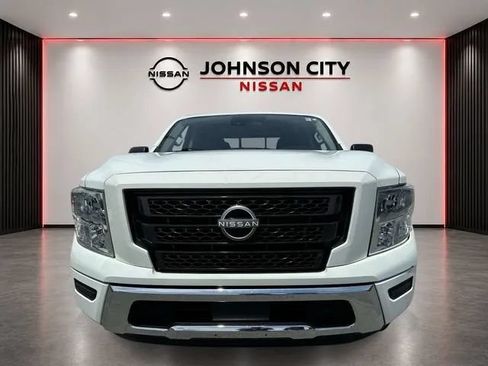 Used 2023 Nissan Titan SV RWD image 10