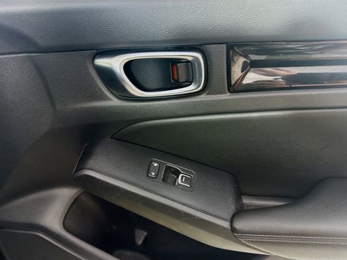 Used 2024 Honda Civic EX-L image 31