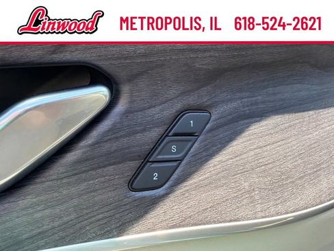 Used 2025 Jeep Grand Cherokee Limited AWD/4WD image 17