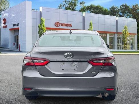 Used 2023 Toyota Camry LE image 7