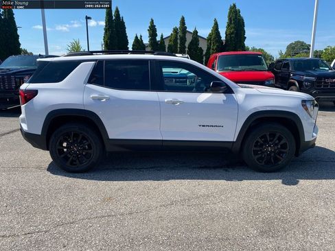 New 2026 GMC Terrain Elevation w/ Elevation Premium Package AWD/4WD image 8