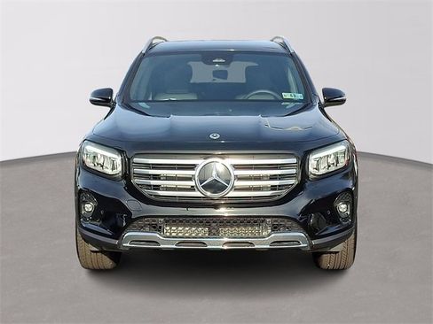 New 2025 Mercedes-Benz GLB 250 4MATIC image 2