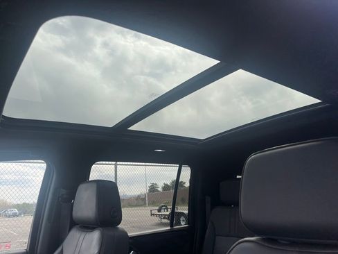 Used 2024 Chevrolet Suburban RST image 14