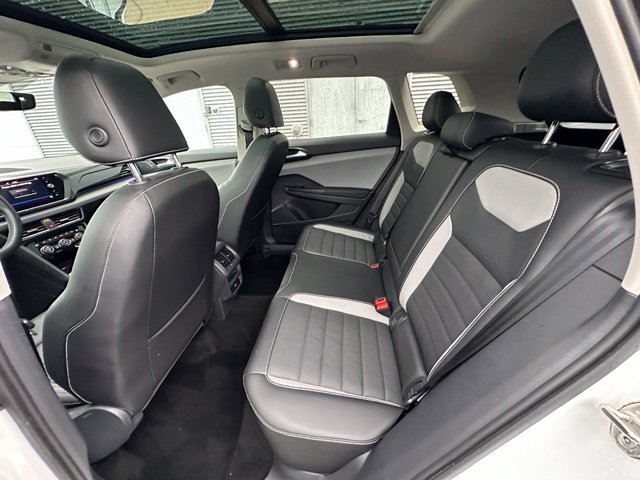 Certified 2023 Volkswagen Taos SEL AWD/4WD image 27