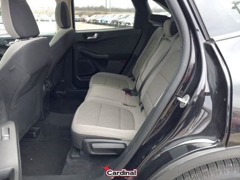 Used 2020 Ford Escape SE image 23